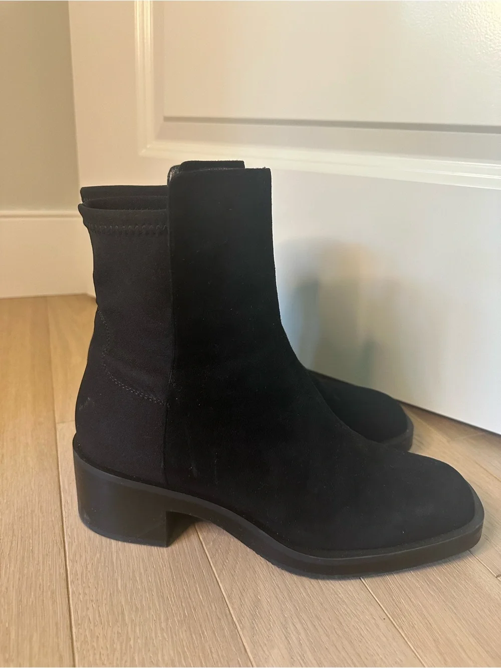 Stuart Weitzman Kaia 5050 Classic Women's Black Chelsea Ankle Boots